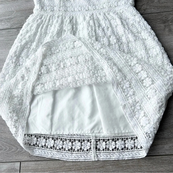BB Dakota Andree  White Lace Dress - Picture 9 of 15